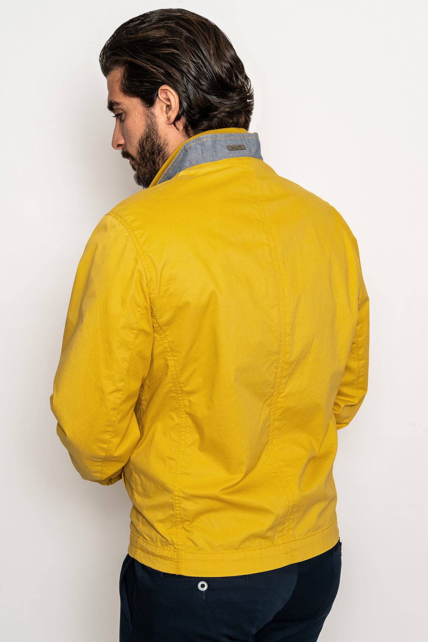 mpoufan-bugatti-39022-372401-95-4