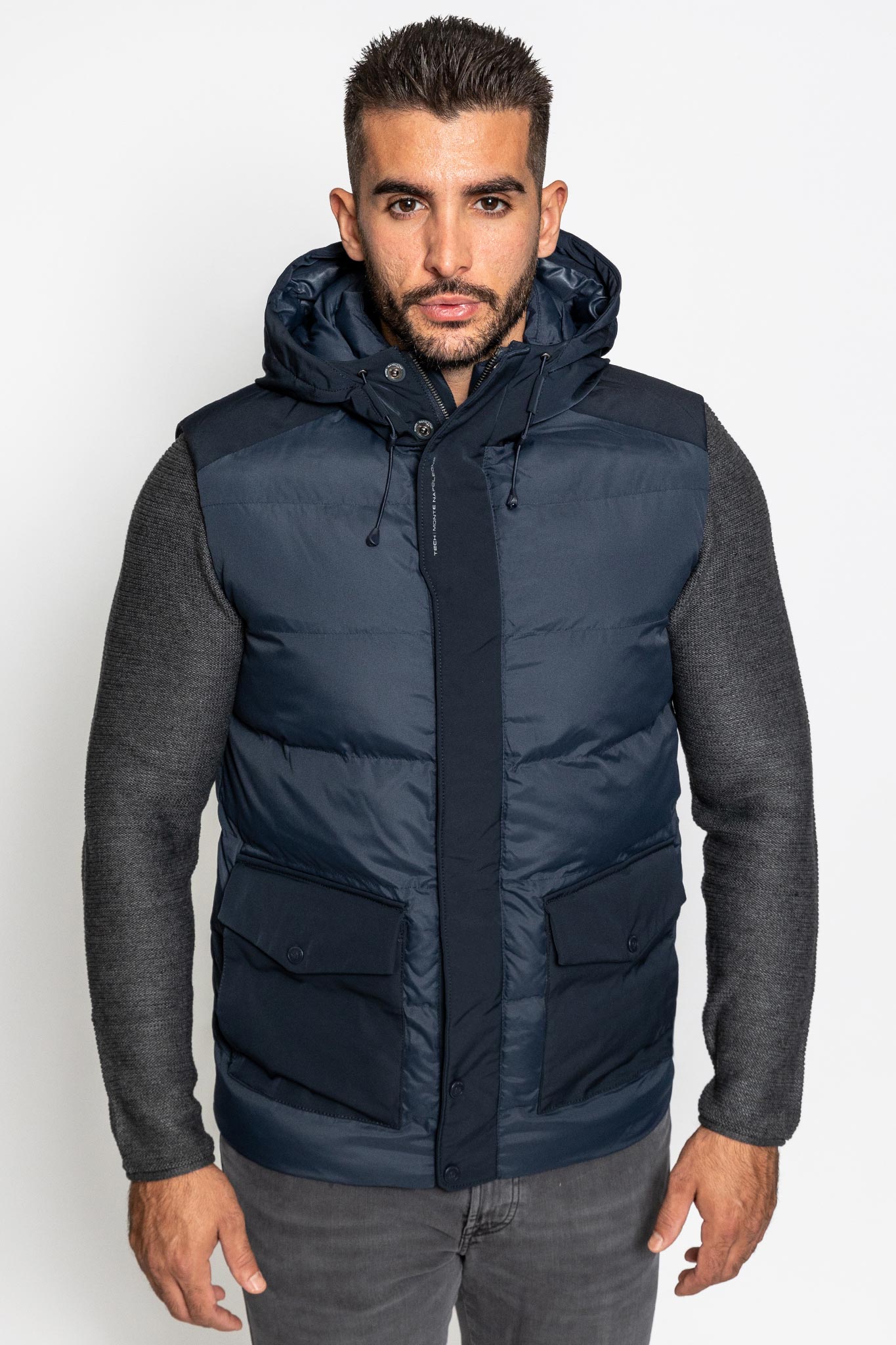 amaniko-gileko-monte-napoleone-232-80-5750-8160-1